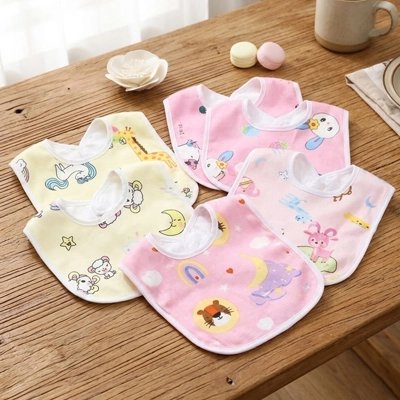 Bavoir bébé rose et blanc 