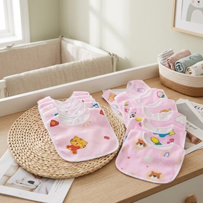 Bavoirs bébé rose fleuri