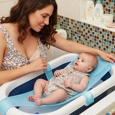 Coussin de bain bebe  couché