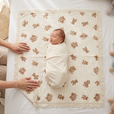 Couverture bébé blanche enveloppe bébé