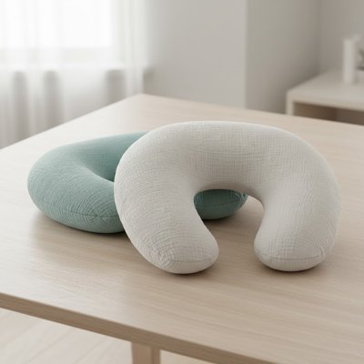 Housse coussin allaitement bleue et blanche